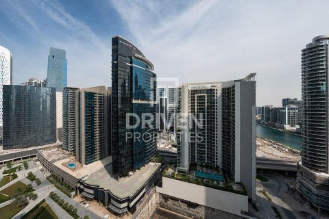 Apartment de 2 dormitorios en Merano Tower, UAE No. 223318 15