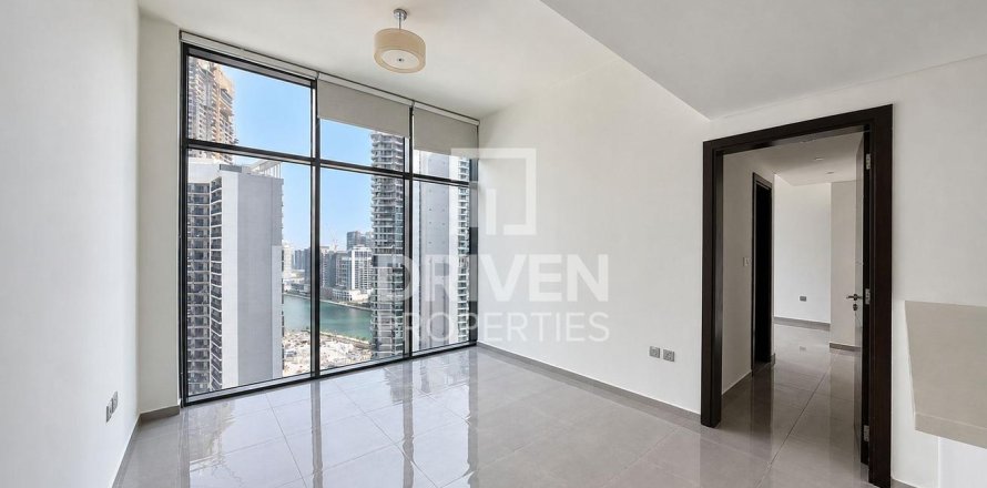 Apartment de 2 dormitorios en Merano Tower, UAE No. 223318