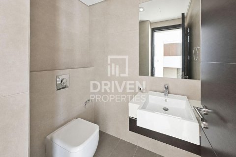 Apartment de 2 dormitorios en Merano Tower, UAE No. 223318 13