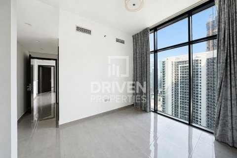 Apartment de 2 dormitorios en Merano Tower, UAE No. 223318 8