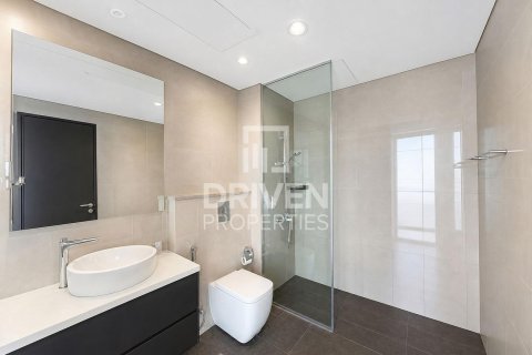Apartment de 2 dormitorios en Merano Tower, UAE No. 223318 11