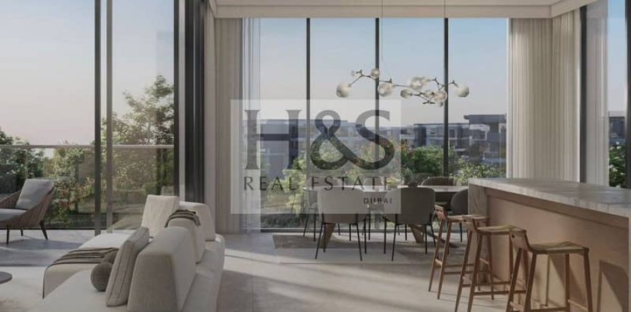 2 bedrooms Apartment in Dubai, UAE No. 112762