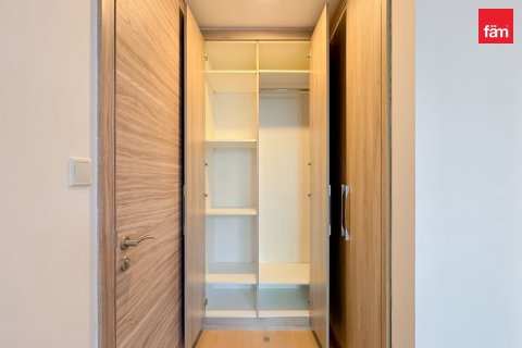 1 bedroom Apartment in Business Bay, UAE No. 215743 8