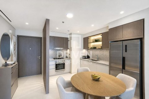 Apartment de 2 dormitorios en EMAAR Beachfront, UAE No. 212293 14