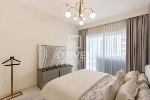 Apartment de 2 dormitorios en EMAAR Beachfront, UAE No. 212293 7