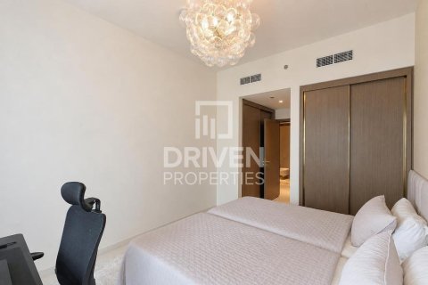 Apartment de 2 dormitorios en EMAAR Beachfront, UAE No. 212293 11