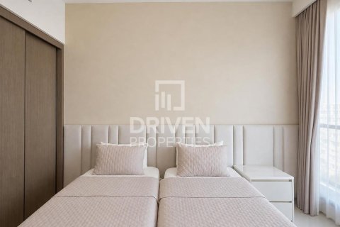 Apartment de 2 dormitorios en EMAAR Beachfront, UAE No. 212293 10