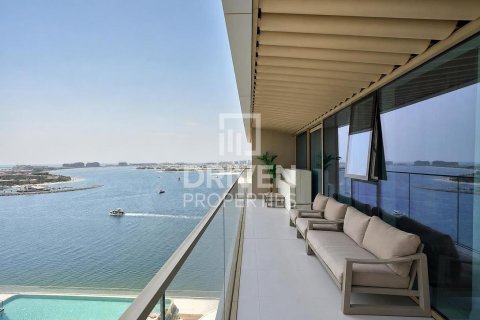 Apartment de 2 dormitorios en EMAAR Beachfront, UAE No. 212293 20