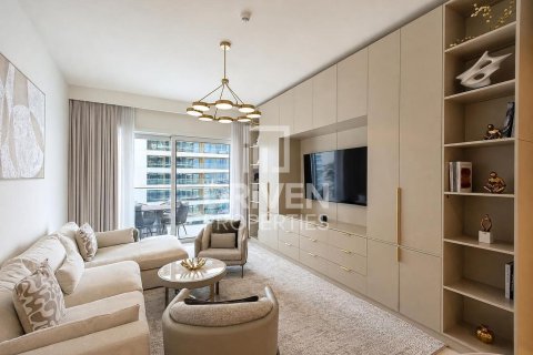 Apartment de 2 dormitorios en EMAAR Beachfront, UAE No. 212293 4