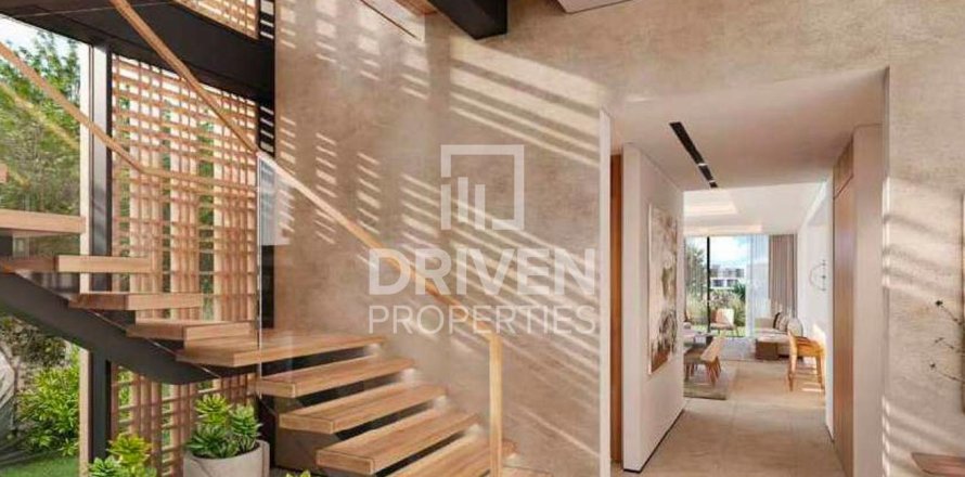 Villa de 5 chambres à Dubai, UAE No. 225140