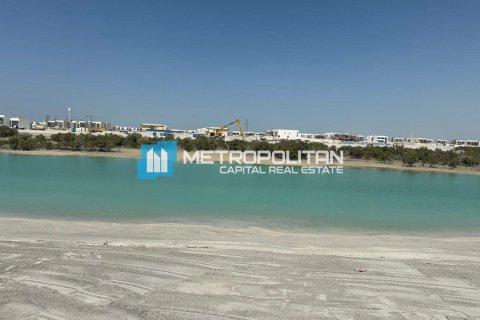 2223.8مربع، قطعة أرض في أبو ظبي, الإمارات العربية المتحدة رقم 140014