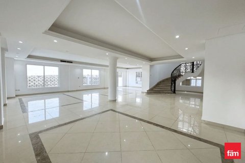 6 bedrooms Villa in Dubai, UAE No. 161554