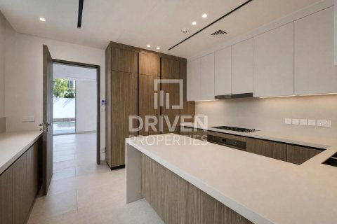Villa de 5 dormitorios en Jumeirah Park, UAE No. 215098 19