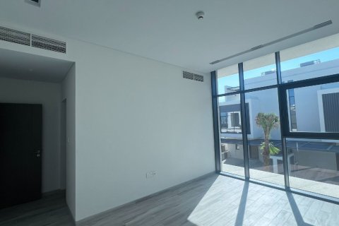 Villa de 4 dormitorios en Ras Al Khaimah, UAE No. 184163 12