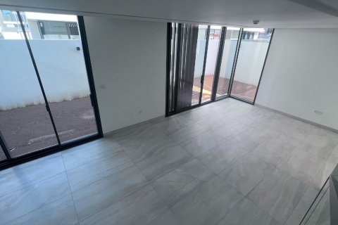 Villa de 4 dormitorios en Ras Al Khaimah, UAE No. 184163 6