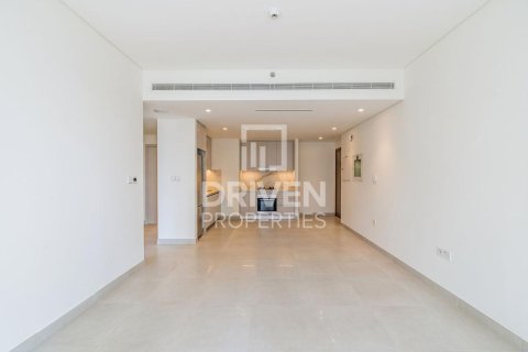 1 bedroom Apartment in EMAAR Beachfront, UAE No. 217843 6