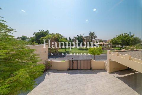 Villa de 5 dormitorios en Meadows 1, UAE No. 224372 15