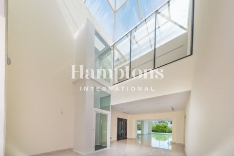 Villa de 5 dormitorios en Meadows 1, UAE No. 224372 25
