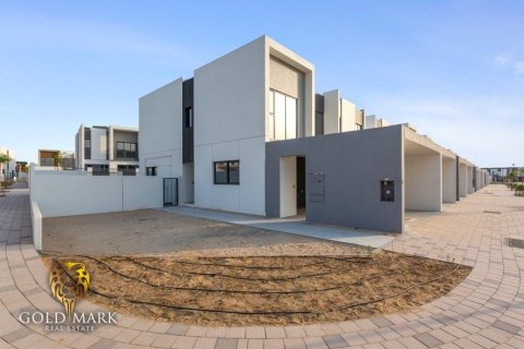 Townhouse de 4 dormitorios en Dubai Land, UAE No. 34076 3