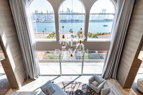 1219.45m² Penthouse in The Crescent, UAE No. 221094 4