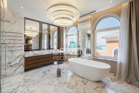 1219.45m² Penthouse in The Crescent, UAE No. 221094 7
