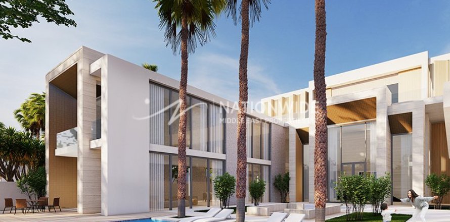 4 bedrooms Villa in Abu Dhabi, UAE No. 105887