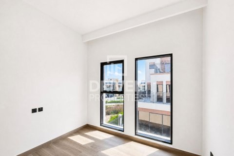 Townhouse de 4 dormitorios en Damac Lagoons, UAE No. 221410 10