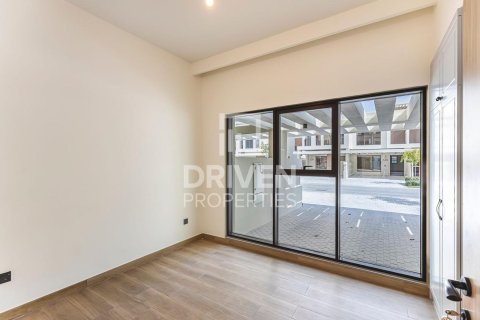 Townhouse de 4 dormitorios en Damac Lagoons, UAE No. 221410 15