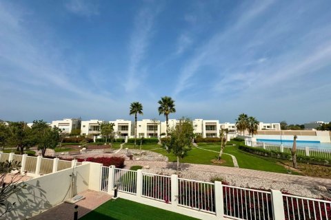 4 bedrooms Villa in Ras Al Khaimah, UAE No. 183694 13