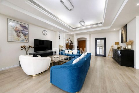 3 bedrooms Apartment in Dubai Investment Park, UAE No. 223013 4