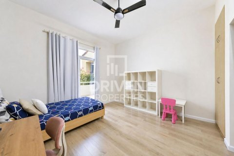 3 bedrooms Apartment in Dubai Investment Park, UAE No. 223013 7