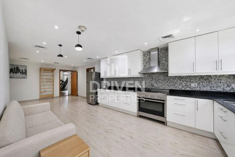 3 bedrooms Apartment in Dubai Investment Park, UAE No. 223013 18