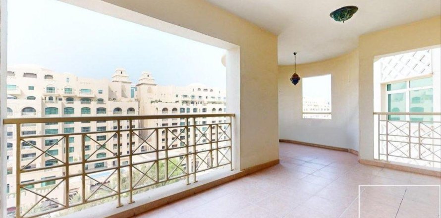 Apartment de 2 dormitorios en Shoreline Apartments, UAE No. 222622