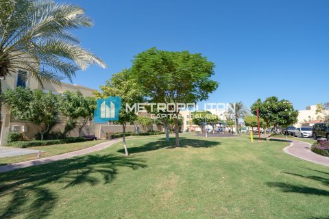 Вилла с 5 спальнями в Al Raha Gardens, ОАЭ №133886 5