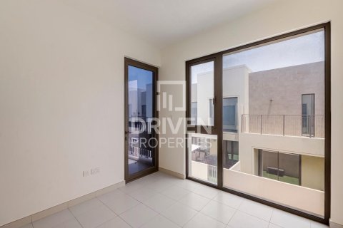 Таунхаус с 3 спальнями в EMAAR South, ОАЭ №226124 5