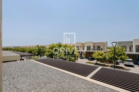 Таунхаус с 3 спальнями в EMAAR South, ОАЭ №226124 18