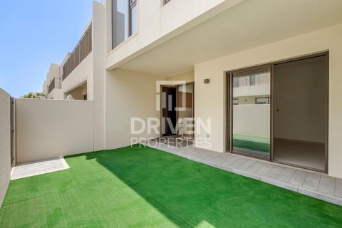 Таунхаус с 3 спальнями в EMAAR South, ОАЭ №226124 16
