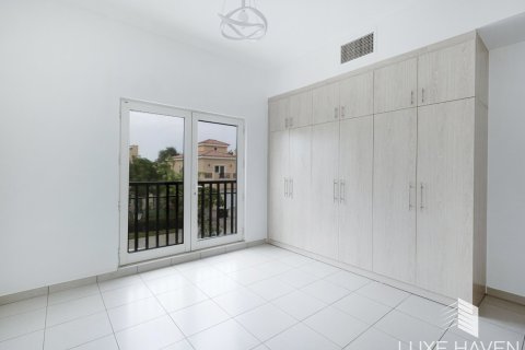 Вилла с 5 спальнями в Hacienda, ОАЭ №14606 15