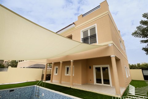 Вилла с 5 спальнями в Hacienda, ОАЭ №14606 25
