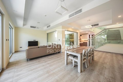 4 bedrooms Townhouse in Murooj Al Furjan, UAE No. 218616 3