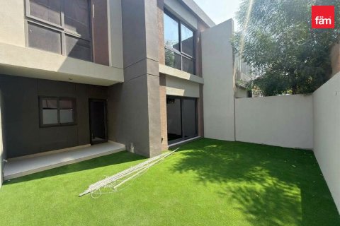 3 bedrooms Villa in Dubai, UAE No. 219183 3