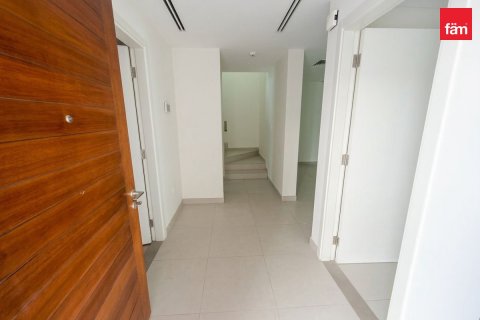 3 bedrooms Villa in Dubai, UAE No. 219183 7