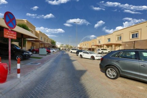 Villa de 2 chambres à Al Reef, UAE No. 172818 15