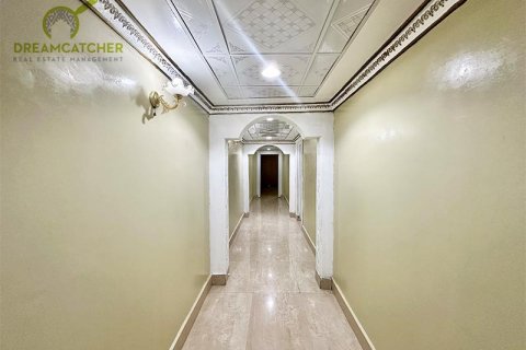 Вилла с 10 спальнями в Seih Al Uraibi, ОАЭ №22393 18