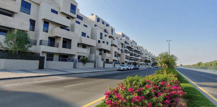 Appartement de 4 chambres à Mirdif, UAE No. 224445