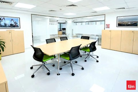 115.7m² Office in Dubai, UAE No. 166916