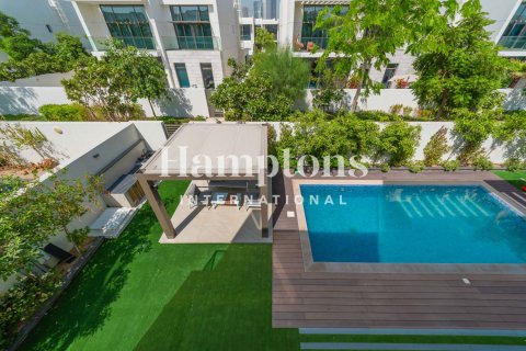 Villa de 4 dormitorios en Mohammed Bin Rashid City, UAE No. 220071