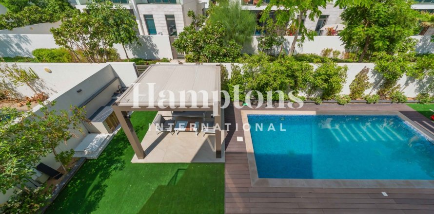 Villa de 4 dormitorios en Mohammed Bin Rashid City, UAE No. 220071