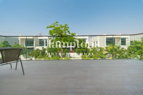 Villa de 4 dormitorios en Mohammed Bin Rashid City, UAE No. 220071 16