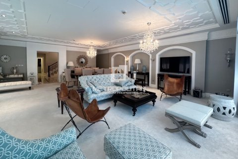 5 bedrooms Villa in Palm Jumeirah, UAE No. 39957 4